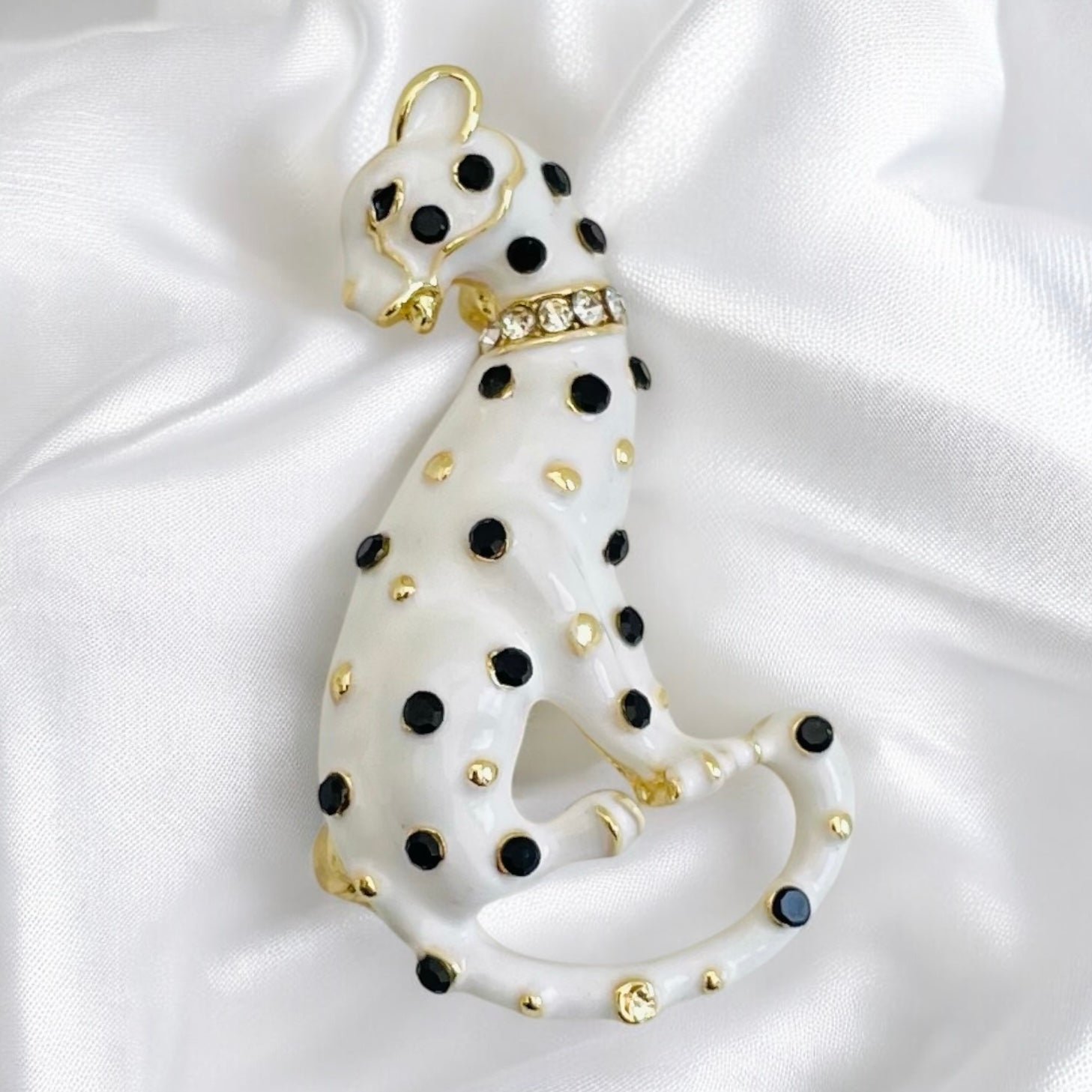 Broche Sueli