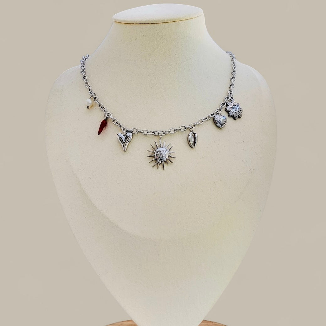 Collier Willow