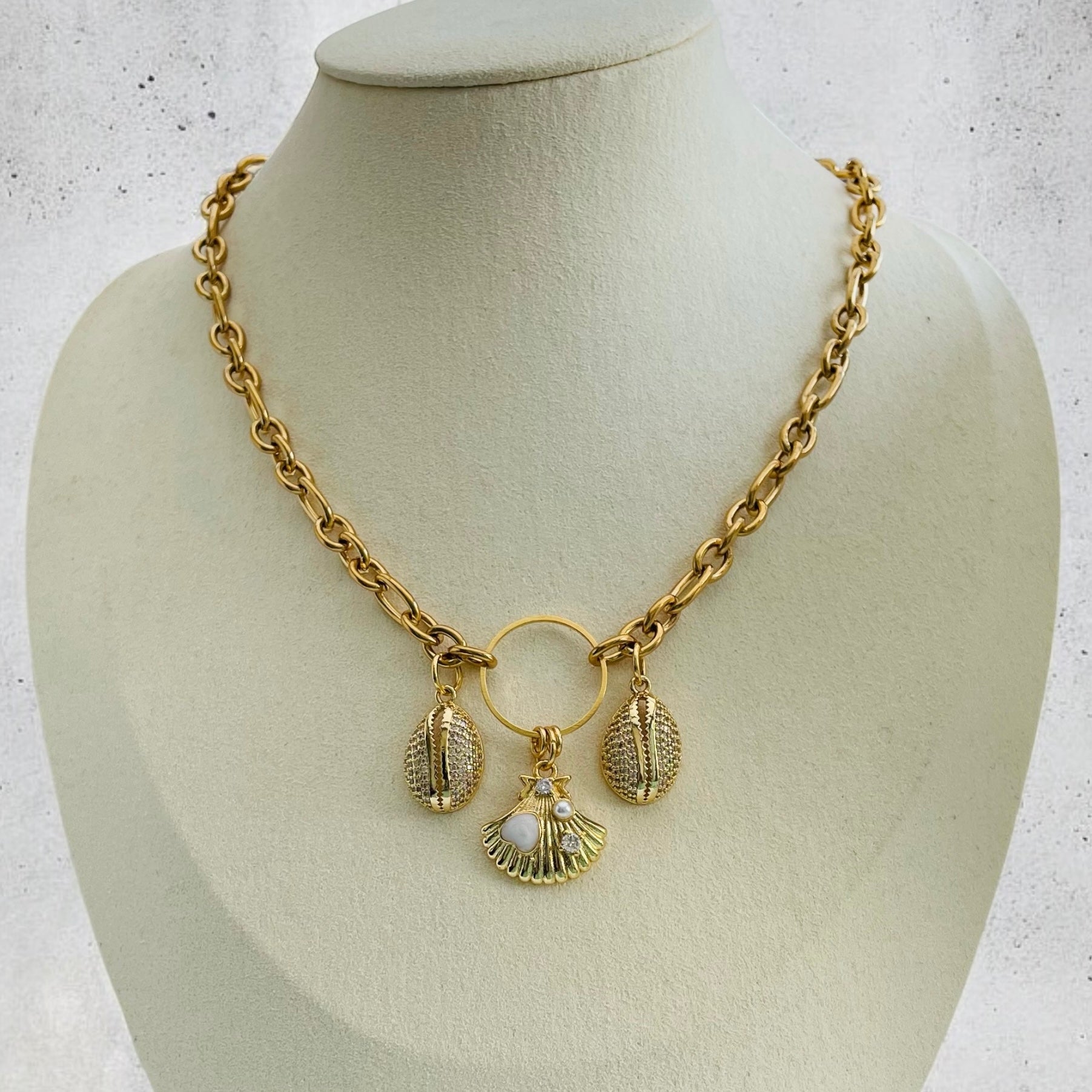 Collier Tea
