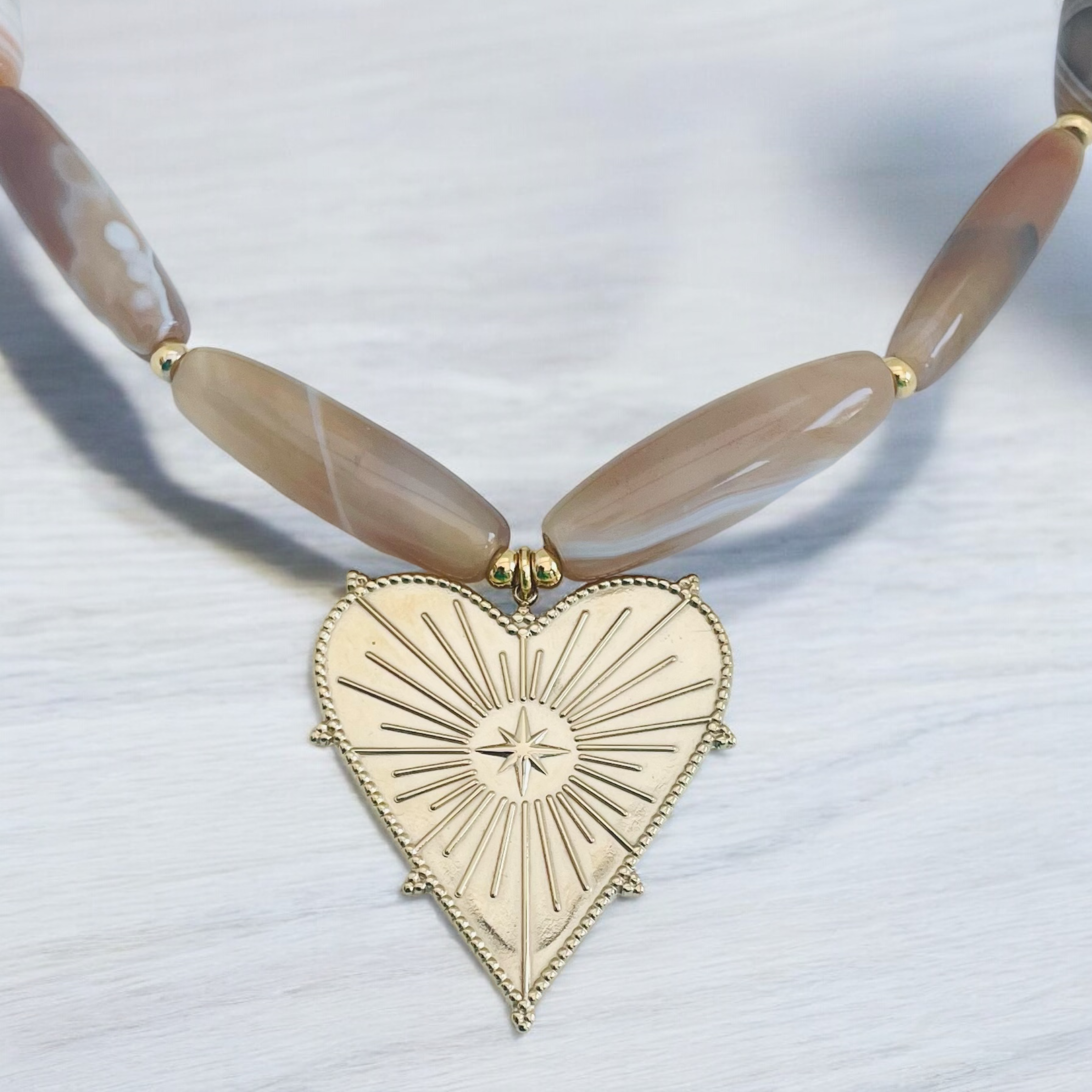 Collier Keona
