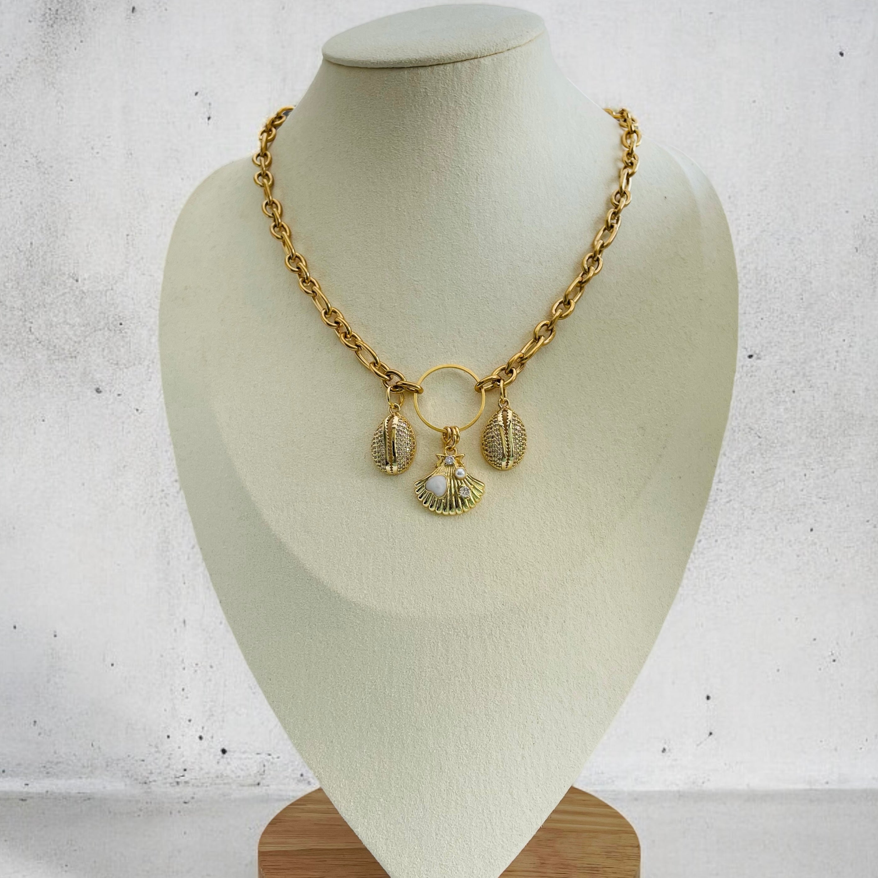 Collier Tea