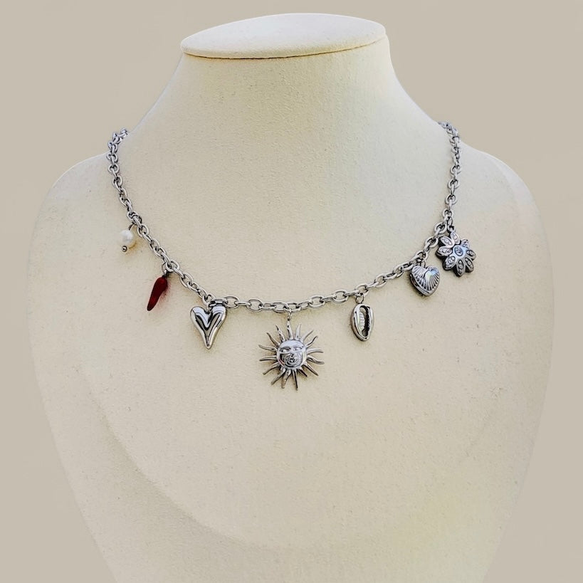 Collier Willow