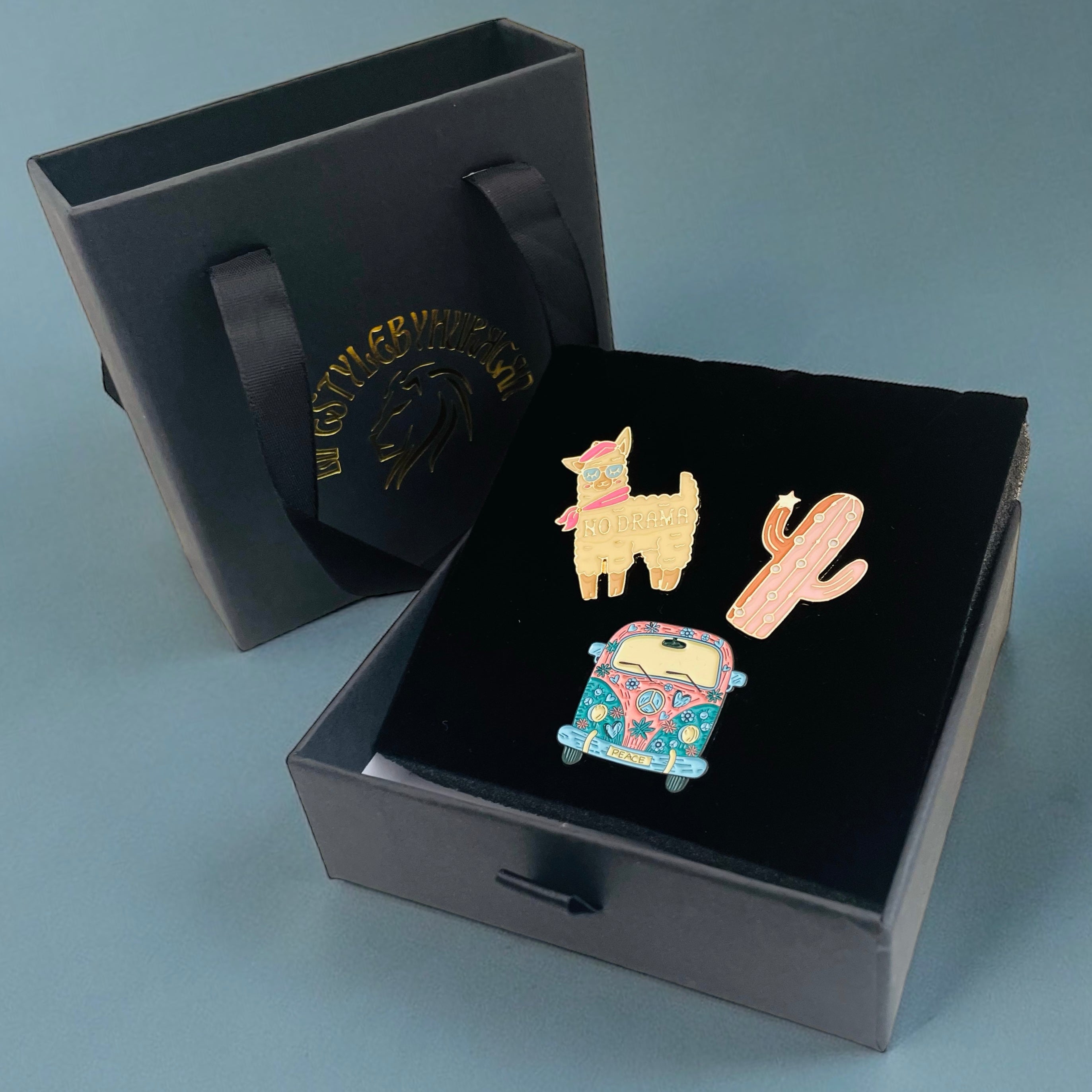 Coffret Pin’s no Drama