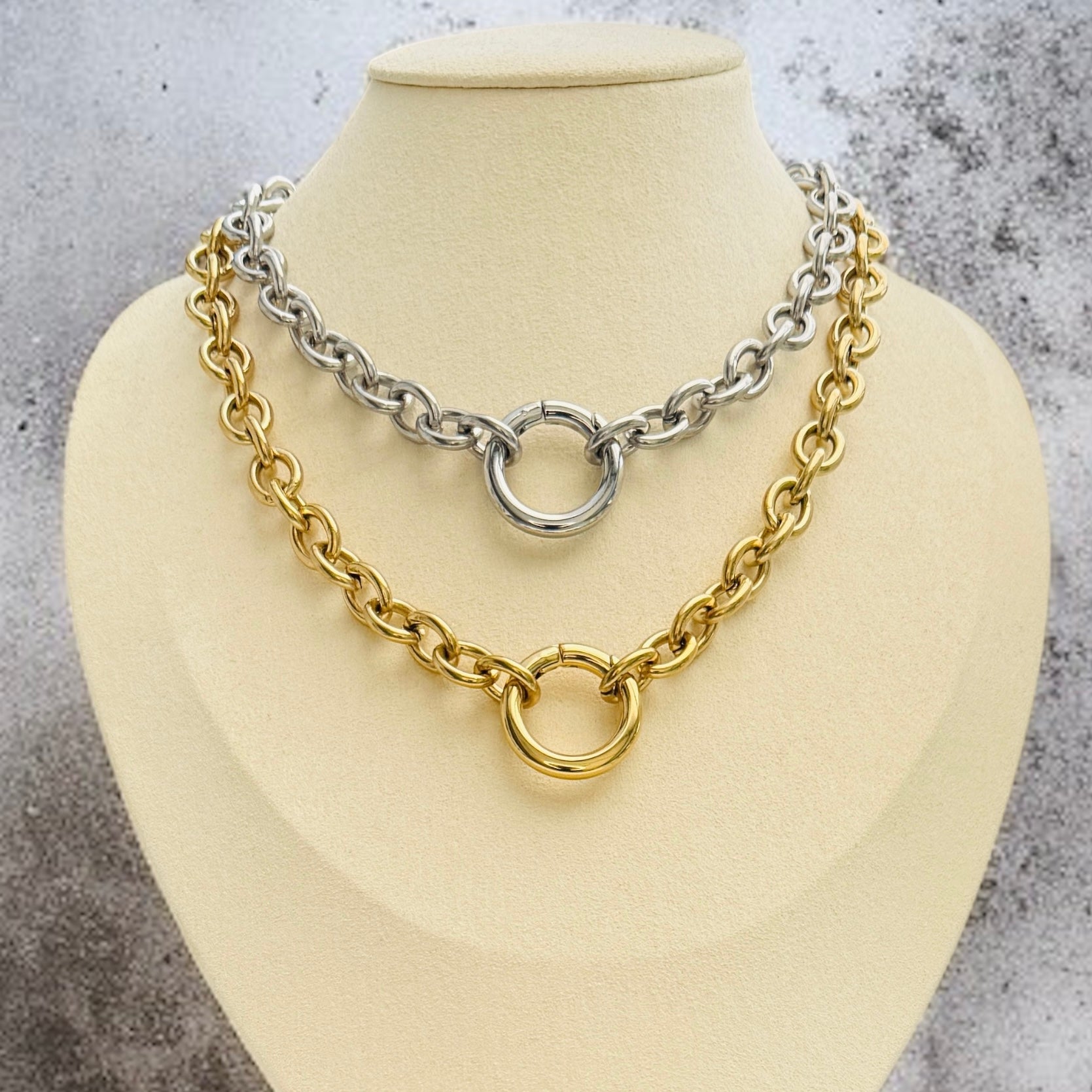 Collier Olyviah