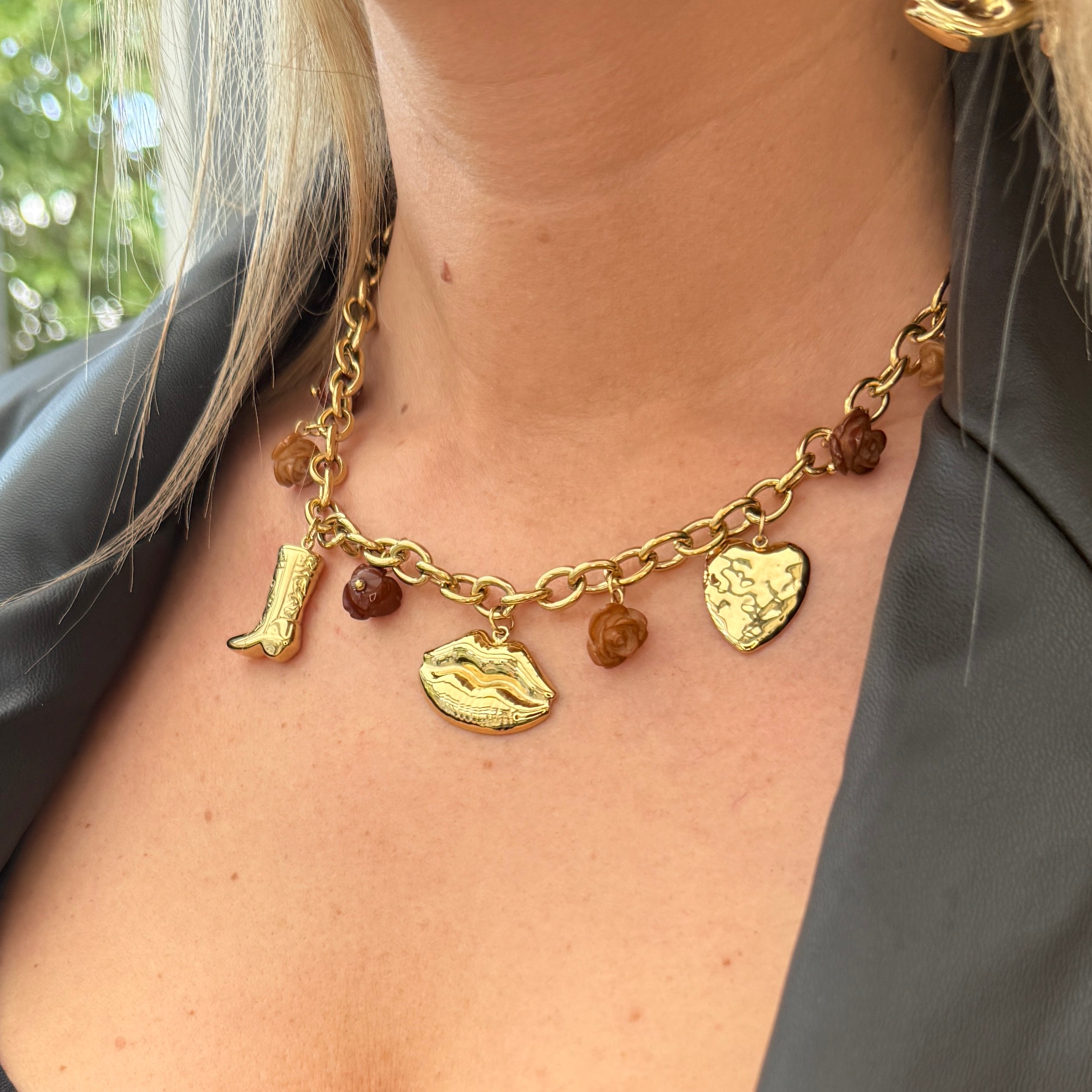 Collier Lyora