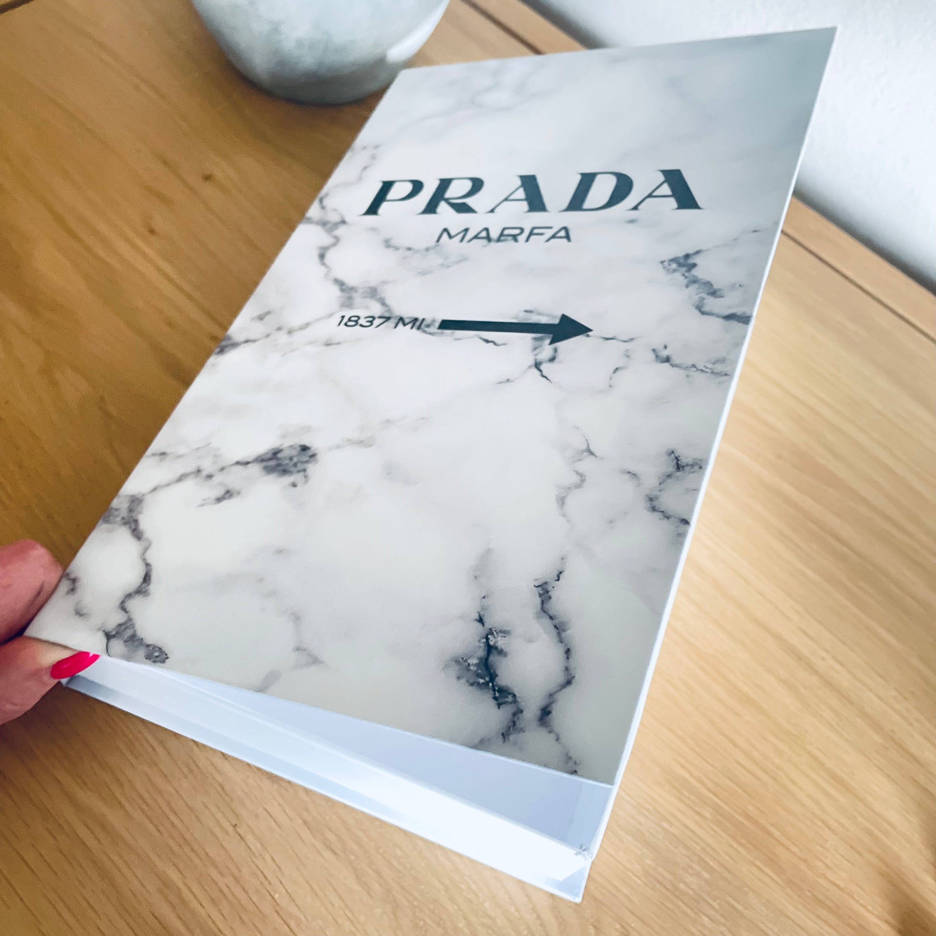 Livre Box Prada