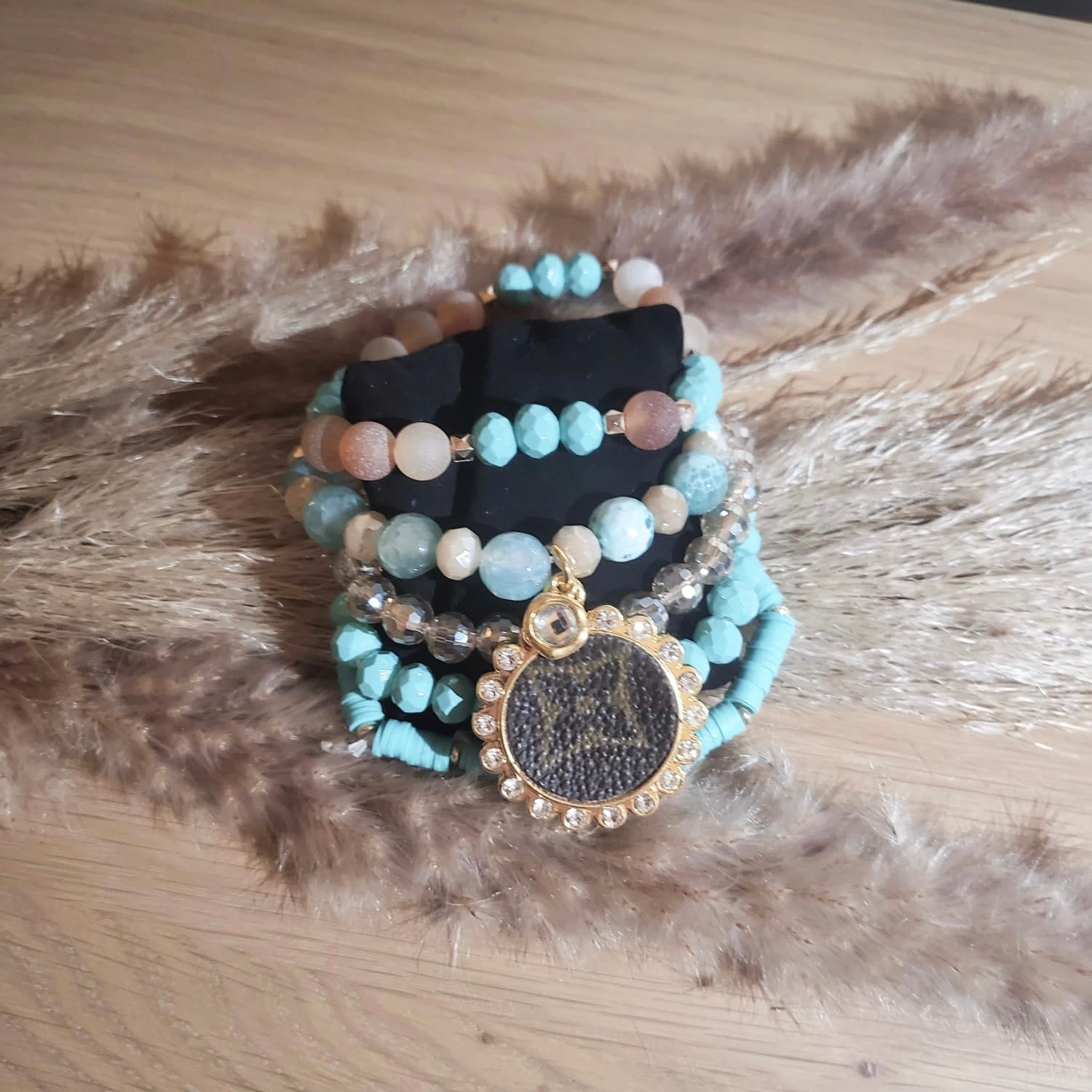 Bracelet multi-rangs turquoise et pastel